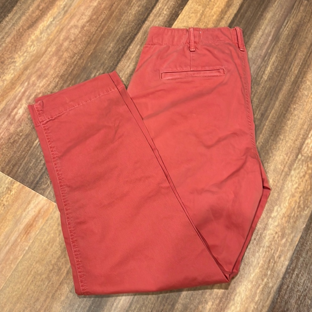 Gap Light Red Straight Khaki Pants (Size 6) Inseam 27 Inches